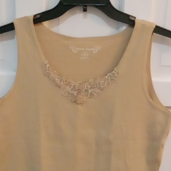 Extra Touch Tank Top Size 1X HP - Picture 2 of 10